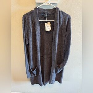 Barefoot Dreams cardigan NWT MEDIUM